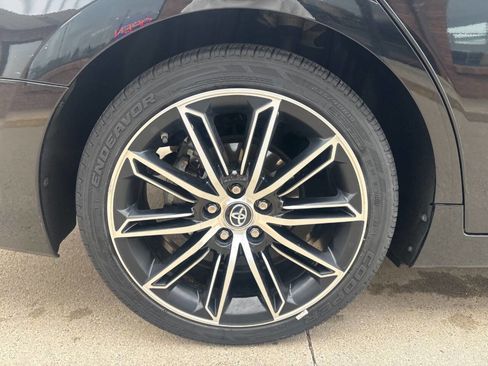 Used 2019 Toyota Avalon XSE w/ All Weather Liner Package image 16