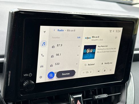 Used 2025 Toyota Corolla LE image 16