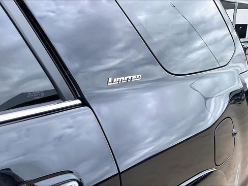 Used 2023 Toyota 4Runner Limited AWD/4WD image 33