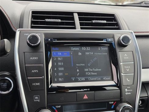 Used 2017 Toyota Camry XSE image 17