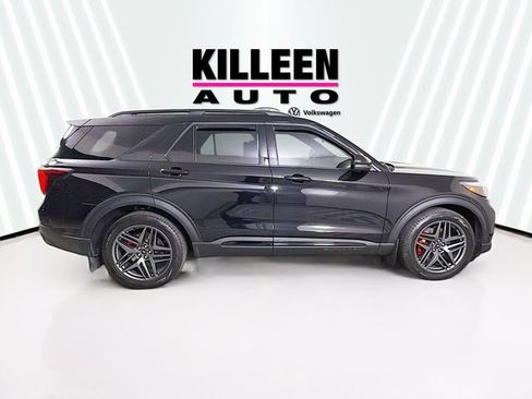 Used 2025 Ford Explorer ST w/ Sun And Sound Package image 8