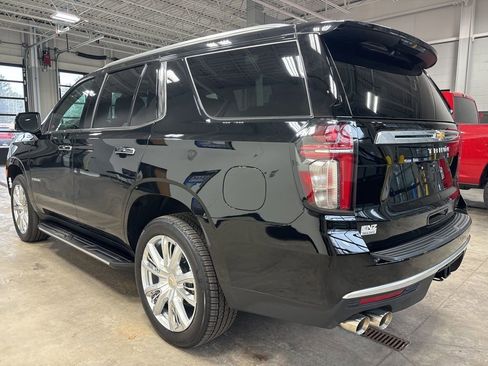 Used 2024 Chevrolet Tahoe High Country AWD/4WD image 5