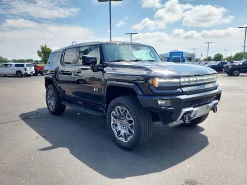 New 2025 GMC Hummer EV 3X image 2