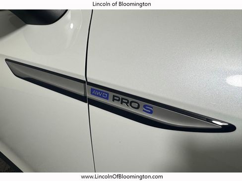 Used 2023 Volkswagen ID.4 Pro S Plus AWD/4WD image 13