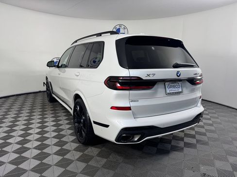 Used 2027 BMW X7 xDrive40i w/ Executive Package AWD/4WD image 8