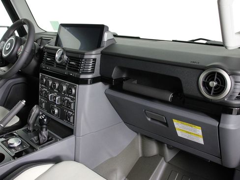 Used 2025 INEOS Grenadier Fieldmaster Edition image 11