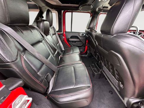 Used 2019 Jeep Wrangler Unlimited Rubicon AWD/4WD image 29