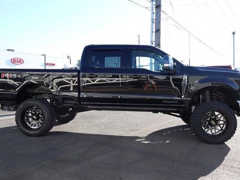 Used 2024 Ford F350 Lariat w/ Lariat Ultimate Package image 6