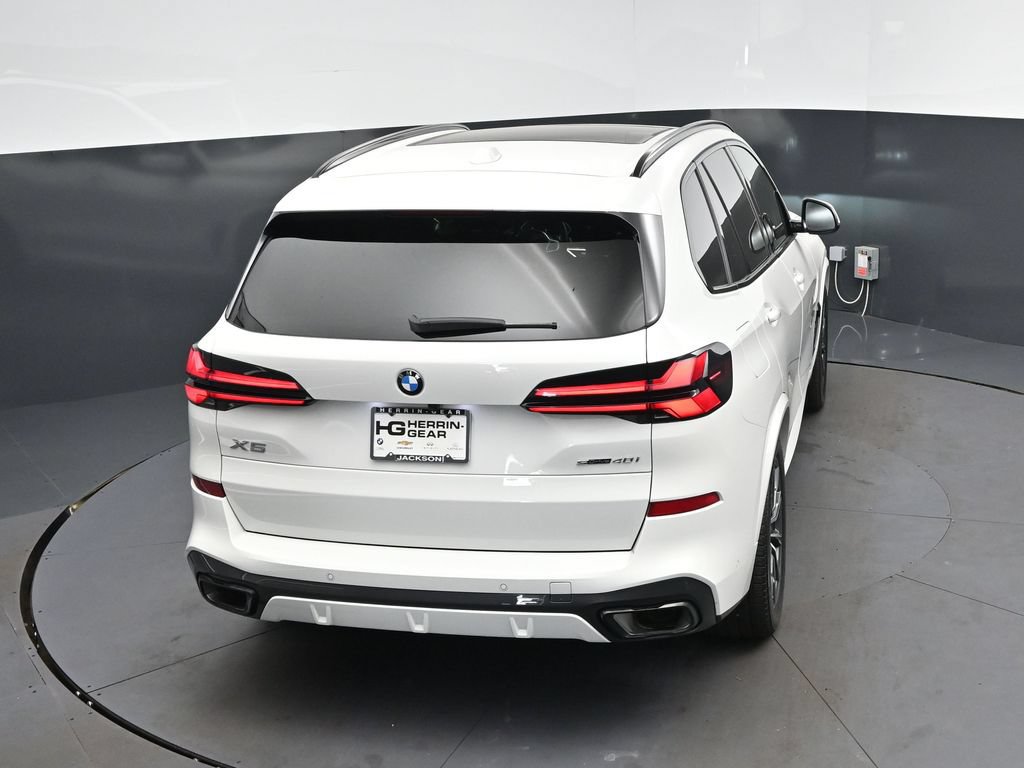 Used 2026 BMW X5 sDrive40i w/ M Sport Package RWD image 34
