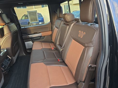 Used 2024 Ford F150 King Ranch w/ FX4 Off-Road Package image 15