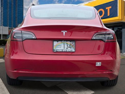Used 2020 Tesla Model 3 Standard Range Plus RWD image 4