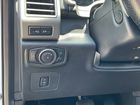 Used 2018 Ford F150 Raptor w/ Equipment Group 802A Luxury AWD/4WD image 20