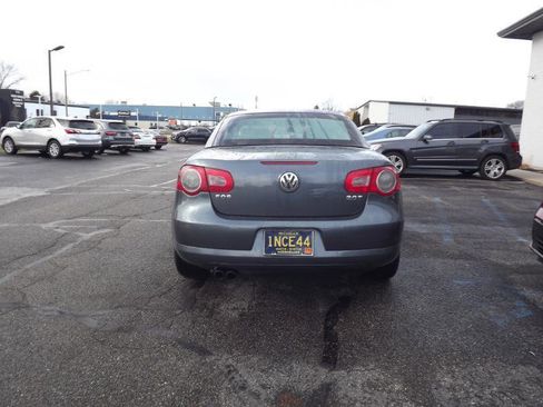 Used 2007 Volkswagen Eos 2.0T image 4