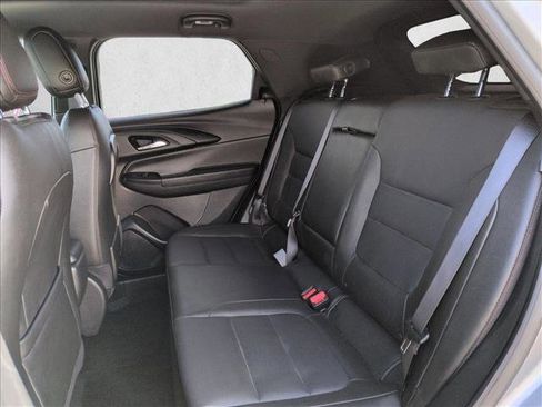 Used 2024 Chevrolet TrailBlazer RS w/ Convenience Package image 18