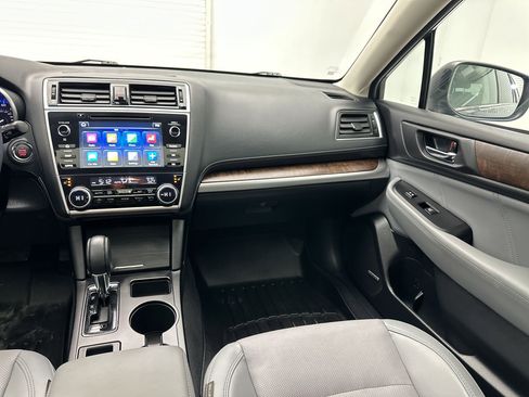 Used 2018 Subaru Outback 2.5i Limited image 28
