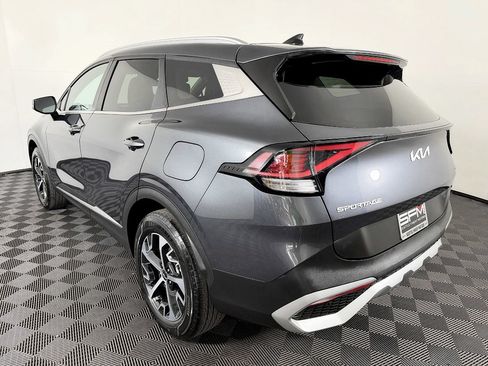 Used 2023 Kia Sportage EX AWD/4WD image 16