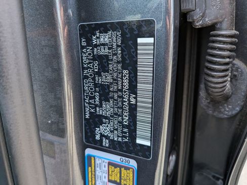 Certified 2025 Kia Seltos S FWD image 35