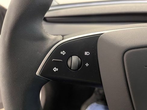 Used 2025 Tesla Model 3 Long Range image 22