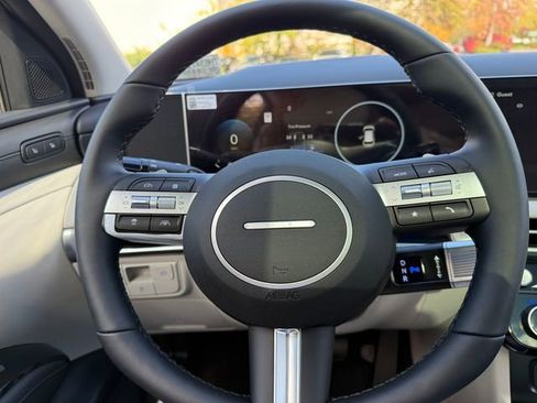 New 2026 Hyundai Tucson Limited image 23