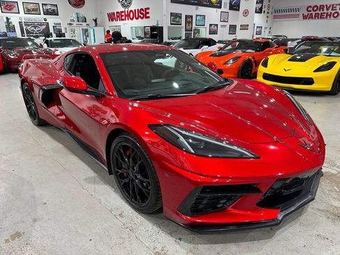 Used 2024 Chevrolet Corvette Stingray Premium Cpe w/ Z51 Performance Package RWD image 30