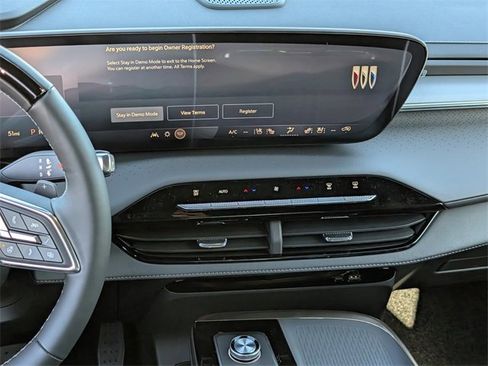 New 2026 Buick Enclave Avenir w/ Super Cruise Package image 11