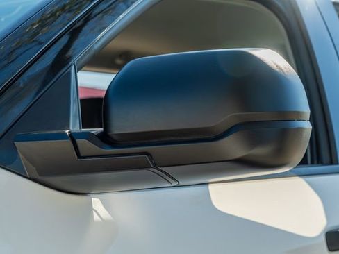 Used 2022 Toyota Tundra SR5 image 10