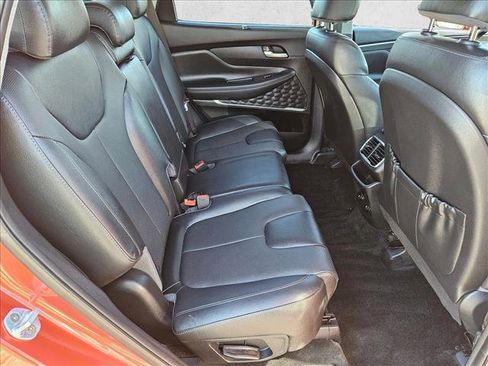 Used 2019 Hyundai Santa Fe Limited image 17