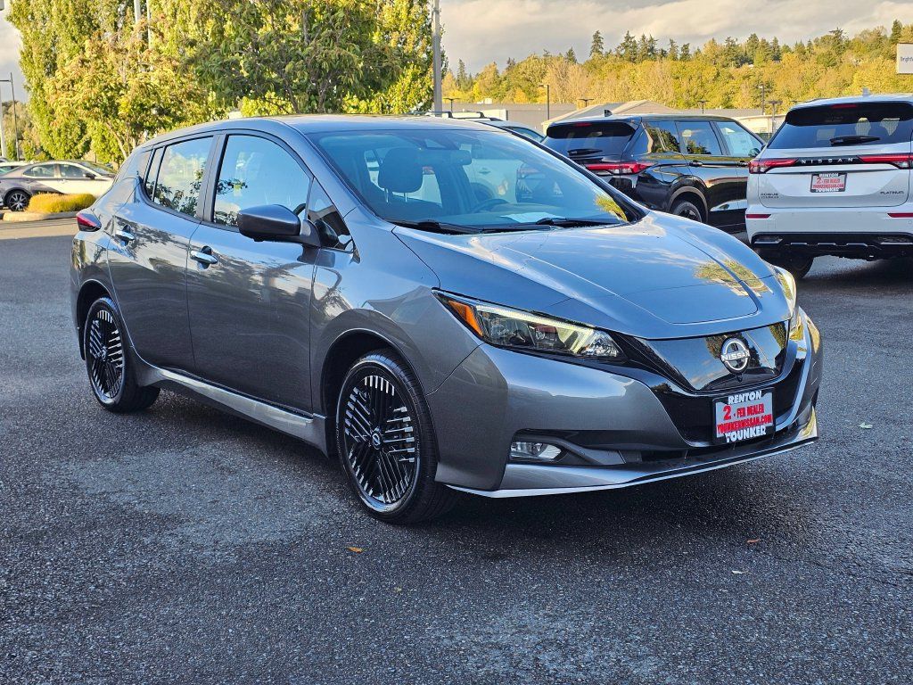 Used 2023 Nissan Leaf SV Plus FWD image 3