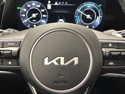 Used 2025 Kia Sportage SX Prestige AWD/4WD image 16