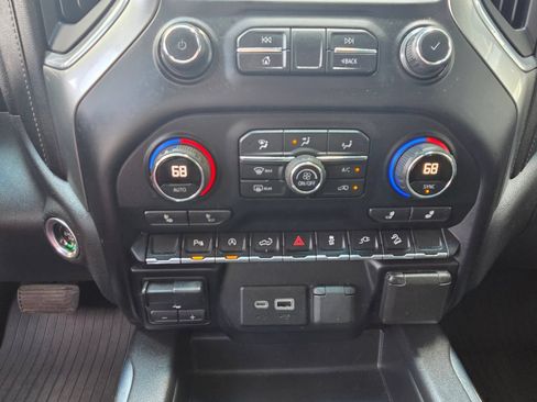 Used 2021 Chevrolet Silverado 1500 RST AWD/4WD image 22