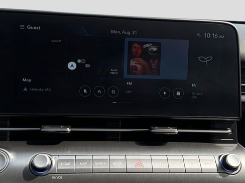 Certified 2025 Hyundai Kona Limited FWD image 21