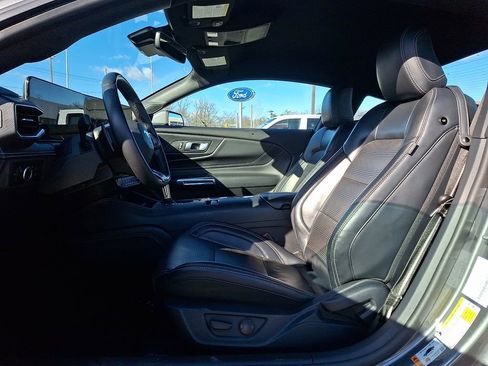 Used 2024 Ford Mustang GT Premium image 13