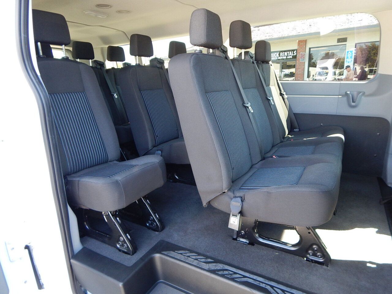 Used 2018 Ford Transit 350 XL RWD image 13