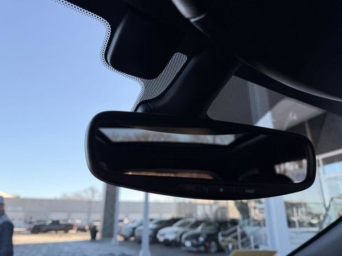 Used 2019 Jeep Grand Cherokee Overland image 28