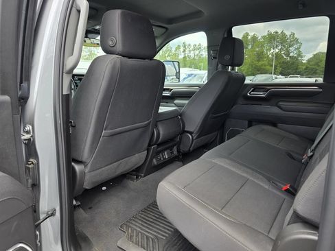 Used 2025 Chevrolet Silverado 2500 LT w/ Convenience Package AWD/4WD image 14