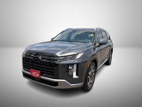 Used 2024 Hyundai Palisade Limited AWD/4WD image 2
