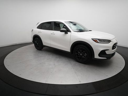 Certified 2024 Honda HR-V Sport image 13