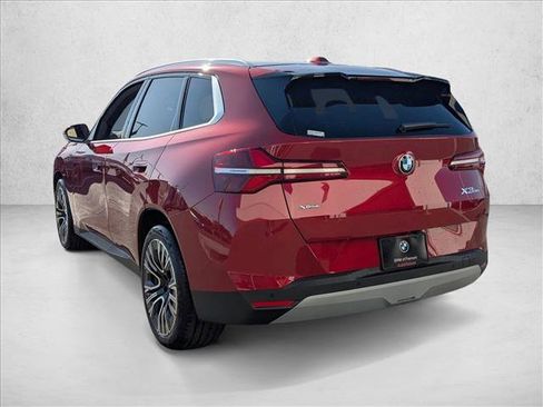 Used 2025 BMW X3 xDrive30i w/ Premium Package image 8