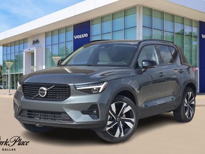 New 2026 Volvo XC40 B5 Ultra w/ Climate Package