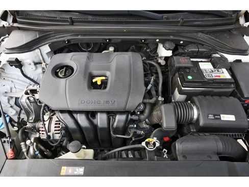 Used 2019 Hyundai Elantra SEL FWD image 32