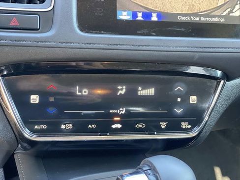 Used 2017 Honda HR-V EX image 15