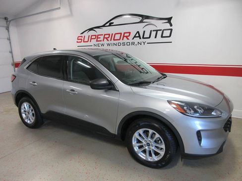 Used 2022 Ford Escape SE w/ Convenience Package AWD/4WD image 6