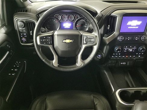 Used 2019 Chevrolet Silverado 1500 LTZ image 13