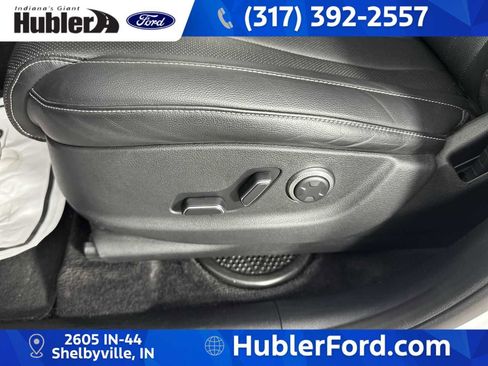 Used 2024 Genesis GV80 2.5T AWD/4WD image 12