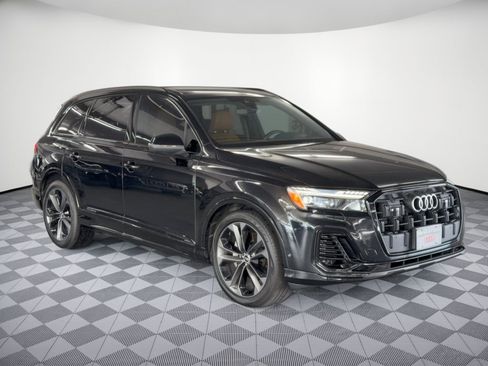Certified 2025 Audi Q7 3.0T Prestige w/ Prestige Package AWD/4WD image 7