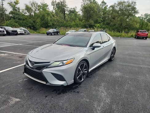 Used 2020 Toyota Camry XSE w/ Navigation Package FWD image 2