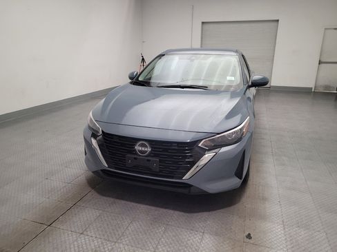 Used 2025 Nissan Sentra SV FWD image 15