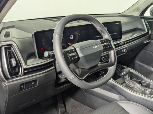 New 2026 Kia Sorento S w/ S Panoramic Sunroof Package FWD image 11