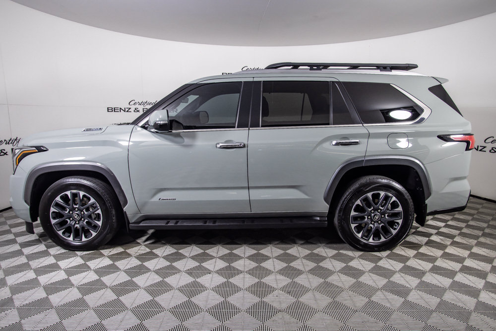 Used 2025 Toyota Sequoia Limited AWD/4WD image 11
