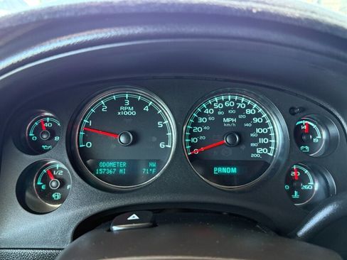 Used 2013 Chevrolet Tahoe LT image 32